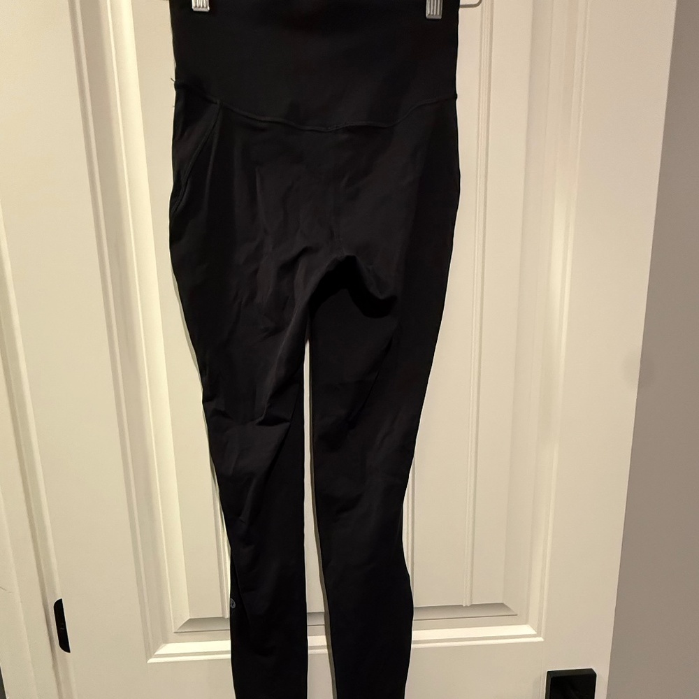 Lululemon Base Pace 28" High-Rise Leggings - Black Size 4